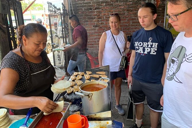 3-Hour Guided Food Tour in Puerto Vallarta - Guide Style: Why Roman and Manny Get Mentioned So Often