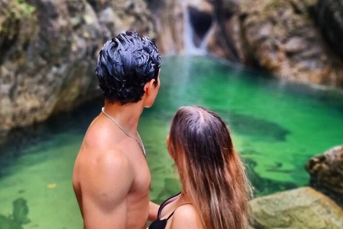 4-Hour Jungle Hike and Waterfall Swim - Key highlights at a glance