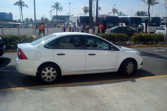 Airport-Hotel Private Car Puerto Vallarta Transportation - English support, sedans, and baby-seat reality checks