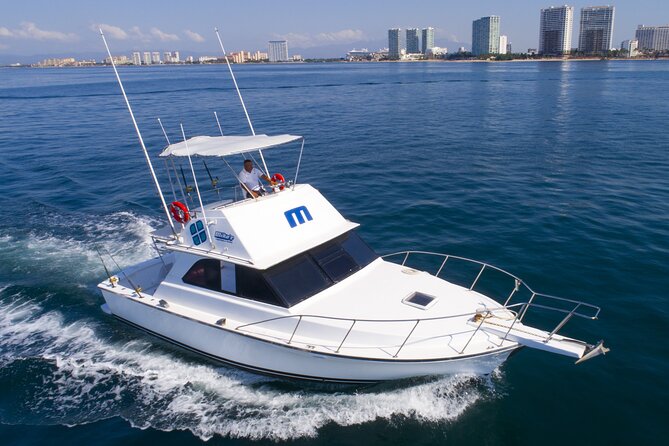Bertram 38' Convertible Boat in Puerto & Nuevo Vallarta - Getting set up: what matters before you even board