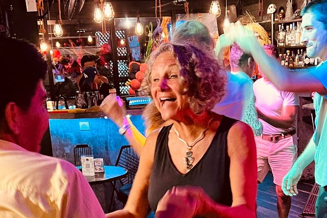 Cabaret Show and Mixology Cocktails in a Mexican Cantina - Tips that will help you have the best night (not just a good one)