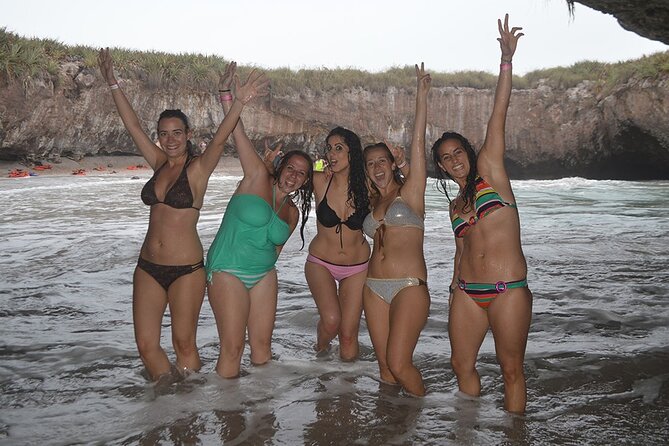 Catamaran Islas Marietas - Snorkel & Open Bar - Who should book this Islas Marietas tour, and who should skip it
