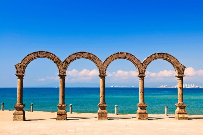 City Tour Puerto Vallarta - Churches, Tequila Test and more - Mismaloya Town Plus Photo Time at the Arches Viewpoint