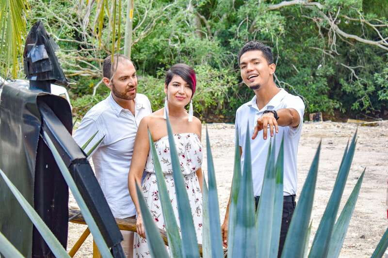 CityFunTastic: Fall in love with Puerto Vallarta! - Jade Workshop and a Local Bakery: Shopping and Food With Real Context