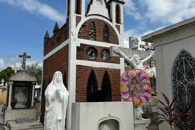 Day of the Dead inspired Cemetery Tour in Puerto Vallarta - Who should book this Day of the Dead cemetery tour?