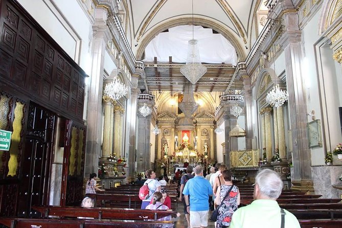 Day Trip to Mascota and Talpa de Allende from Puerto Vallarta - Plaza Principal in Mascota: the main square walk you use to understand the town