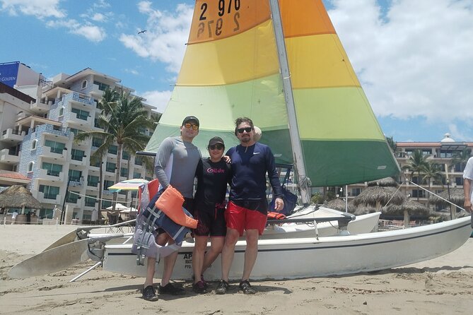 Discover Hobie-Cat Sailing and Fish your own Lunch - Fishing lines during sailing: how the day earns its lunch