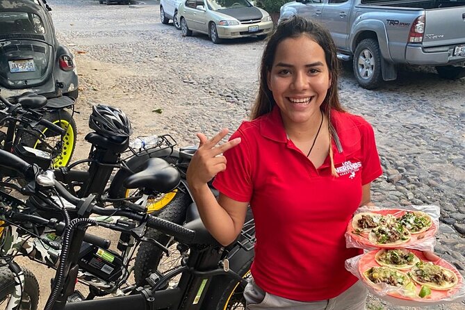 Ebikes & Taco Tour - Three taco stops, 2 per person each: how the tasting works