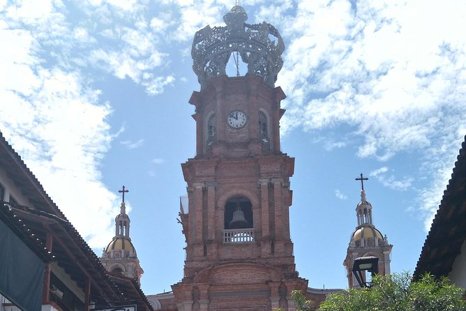 Educational and fun Private City tour- Puerto Vallarta - Meeting your guide and getting your bearings fast