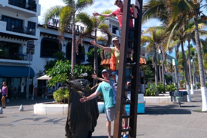 Educational and fun Private City tour- Puerto Vallarta - Romantic Zone panoramic views from the road