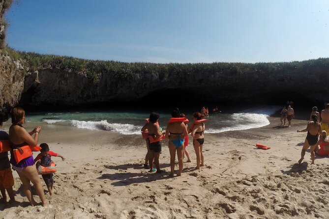 Full Day Tour Isla Marietas with Meals and Open Bar - On the water: snorkeling, paddleboard, and kayak rules that affect comfort