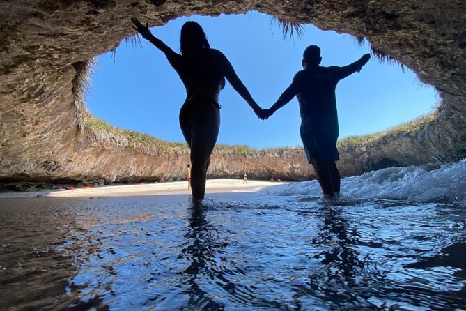 Guaranteed Hidden Beach • Private Tour • Punta Mita - Entering the Marietas Islands from Punta Mita