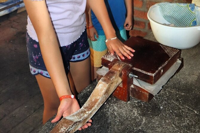 Hands-on Mexican Farm Experience: from Cow to Cheese - Cheese making, step-by-step: how milk turns into something you can share