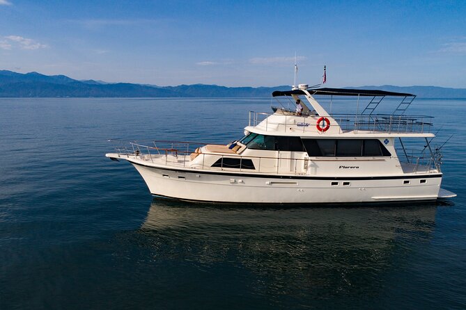 Hatteras 58-61' Luxury Yacht in Puerto Vallarta & Nuevo Nayarit - Getting aboard, and what can go wrong with harbor mix-ups