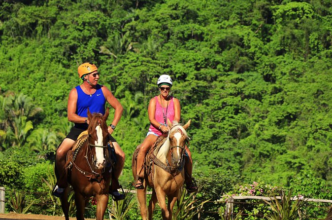 Horseback riding in the mountains of Puerto Vallarta - What is included, what you pay extra for, and real value at $85