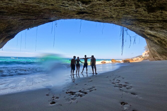 Los Arcos 5 islands Snorkeling Cliff Jumping and Hidden Beach - Weather, crowds, and the day you get