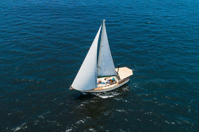 Luxury Puerto Vallarta Shared Sailing Tour: Sail, Swim & Dine - Where You Start at 10:00 and How the Day Flows