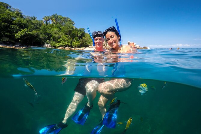 Luxury Yacht & Snorkel with All inclusive Open bar and lunch - From check-in to getting on the Leopard catamaran