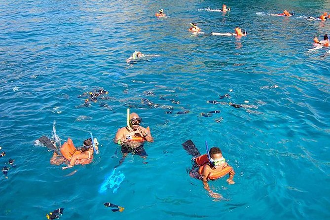 Marietas Islands Snorkel Cruise from Puerto Vallarta All Inclusive - The Crew and the Onboard Vibe: Karaoke, Music, and Helpful Guidance