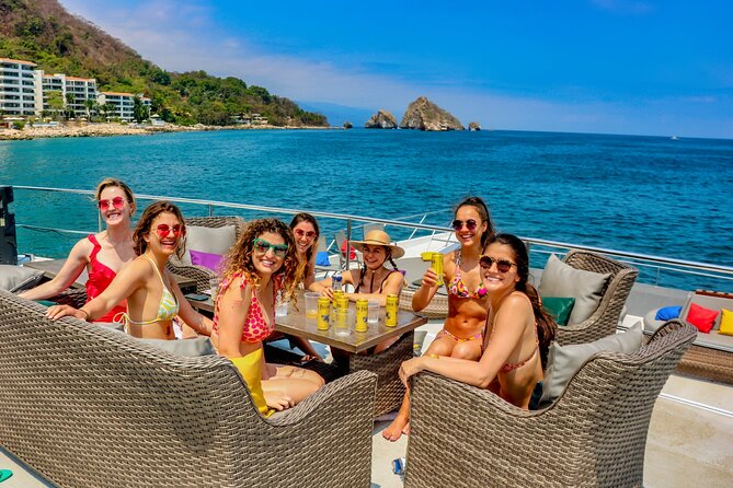 Mega Yacht Limousine of the Sea 1: Puerto Vallarta - Fresh ceviche and guacamole: why this food stop is more than snacks