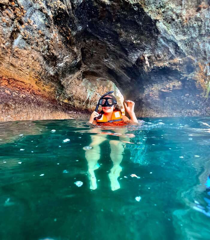Mismaloya: Snorkeling, Cliff Jumping, and Beach Tour - Guides and Crew: Names You May Hear, and the Service Style