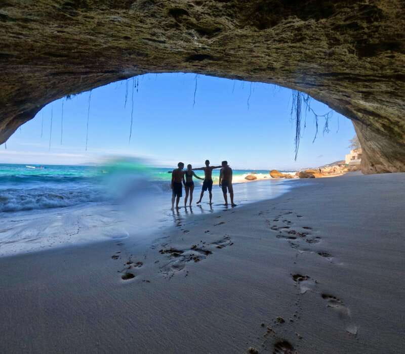 Mismaloya: Snorkeling, Cliff Jumping, and Beach Tour - Getting There: The Meeting Point at Gasolinera Pemex and OXXO