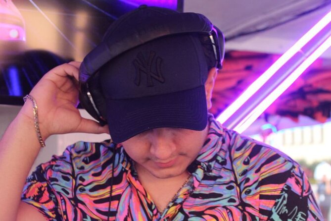 neon party - Neon Party on a Puerto Vallarta Catamaran: The Big Picture