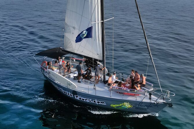 Private Chica SAILING Adventure Puerto Vallarta ALL INCLUSIVE - A private 41-foot charter on the Bay of Banderas