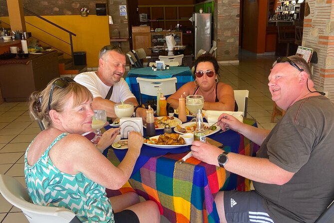 Private City Tour & Rain Forest - Private City Views, Malecón Statues, and a Rain Forest Stop