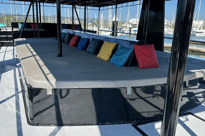 Private Yacht Charter ChicaFUN 2 Waterslides All Inclusive - The crew experience: why this charter gets remembered