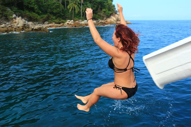 Private Yacht Charter ChicaFUN 2 Waterslides All Inclusive - What to pack and what to expect once you’re on board