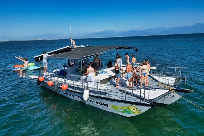 Private Yacht Charter ChicaFUN 4 All Inclusive - The 4-Hour Game Plan: Cruising First, Then Los Arcos Snorkeling