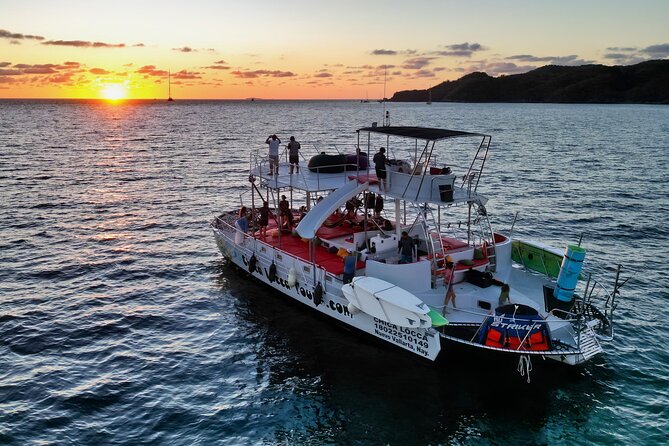 Private Yacht Charter on ChicaFun 1 Waterslides all inclusive - Playa Majahuitas and Las Caletas: Two Different Beach Moods in One Day