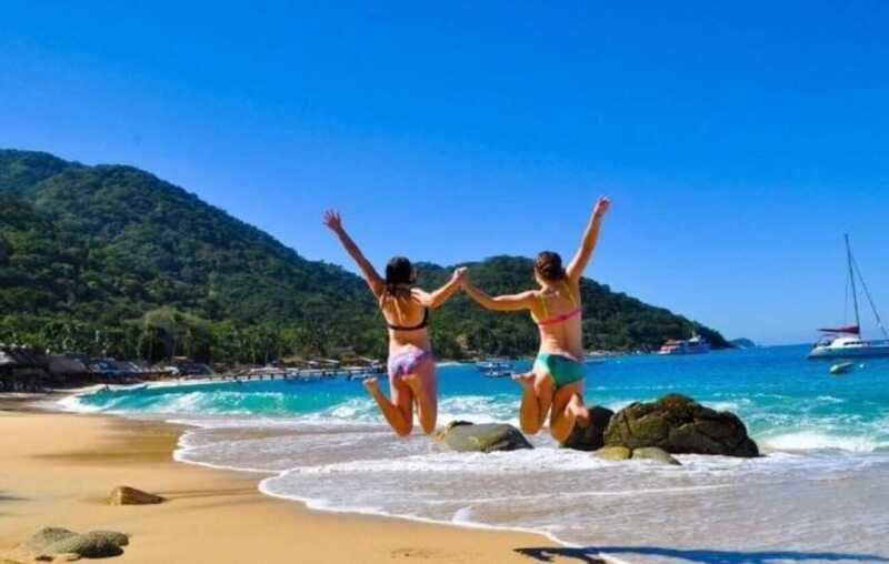 Puerto Vallarta: Beach, Breakfast, Lunch & Open Bar - Quimixto village and the waterfall choice you may need to make fast