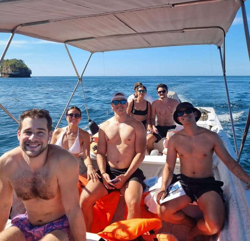Puerto Vallarta: Los Arcos Islands Boat Tour and Snorkeling - Snorkeling Los Arcos: What to Expect in the Water