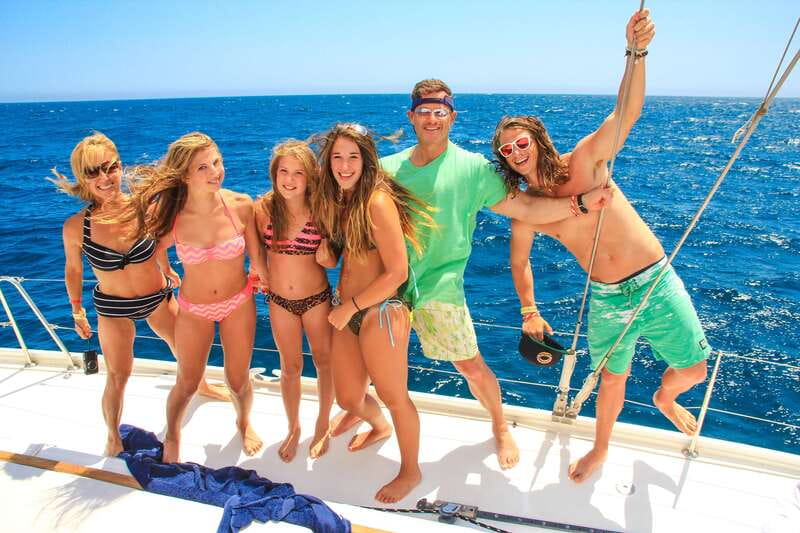 Puerto Vallarta: Luxury Day Sailing Tour of Bay of Banderas - The scenic cruising between stops and why it matters