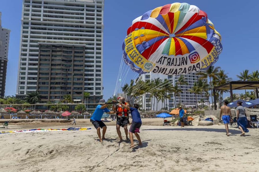 Puerto Vallarta: Parasailing Adventure - Why Puerto Vallarta parasailing feels like a quick win