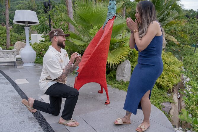 Puerto Vallarta Photoshoot with Professional Photographer - Antonio Vargas photo direction that keeps you comfortable