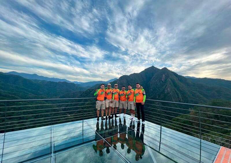 Puerto Vallarta: Walking Tour to Glass ViewPoint Jorullo - Tequila tasting and seasonal fruit: the relaxed payoff