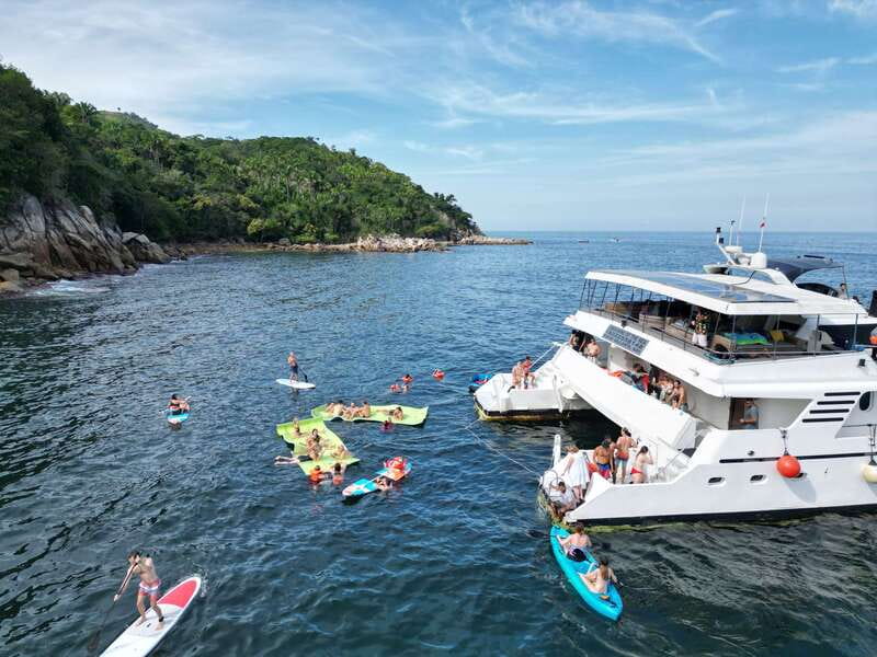 Puerto Vallarta: Yelapa Mega Yacht Cruise - Your return cruise: music, dancing, and how the vibe stays fun