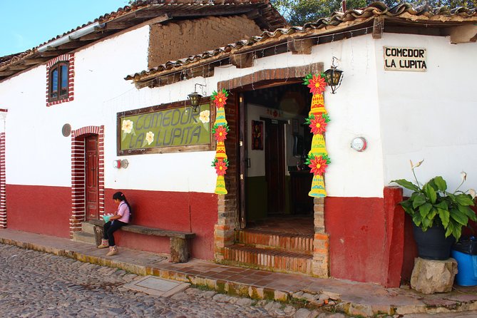 San Sebastian del Oeste Tour - The drive to El Progreso bridge, where the views set the tone