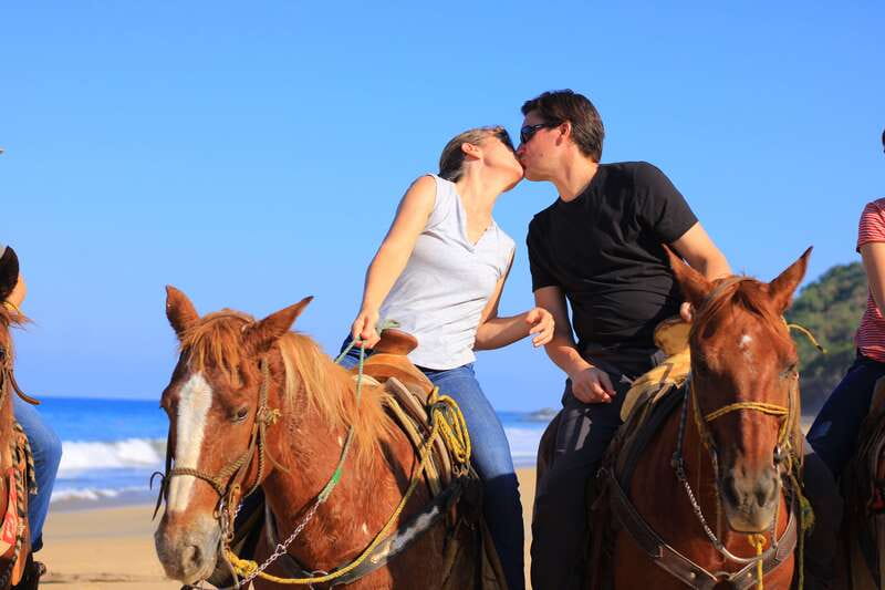 Sayulita: Horseback Riding Tour - Arriving at the Beach: The Moment You Will Wait For