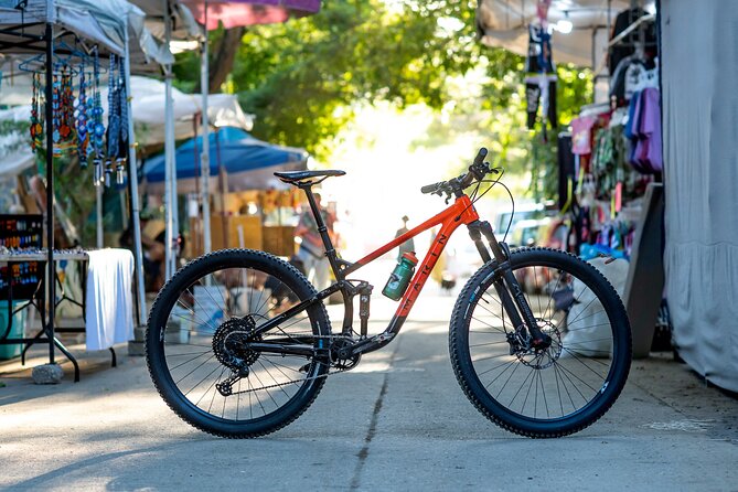 SINGLETRACK MOUNTAIN BIKE - Guided through the jungle - WildMex Equipment and What You Should Pack