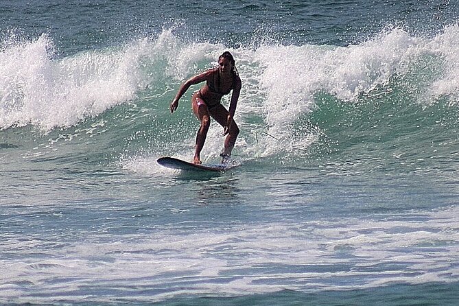 Surfing Lessons La Lancha - What’s included, what to bring, and where value shows up