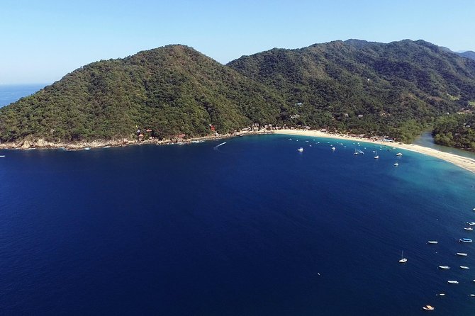 Yelapa and Majahuitas Snorkeling Cruise in Puerto Vallarta All Inclusive - Breakfast and the open bar: useful on a long day